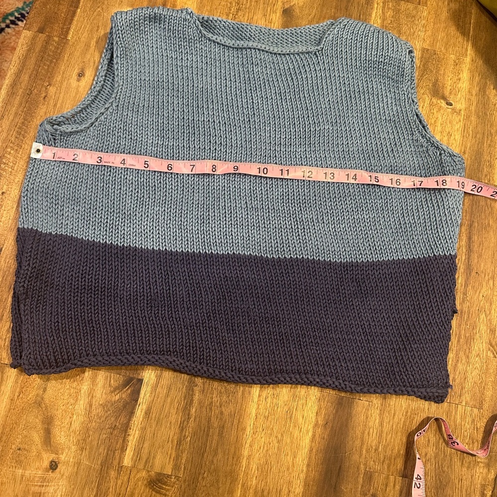 Two-Tone Sleeveless Knit Top (handmade?)